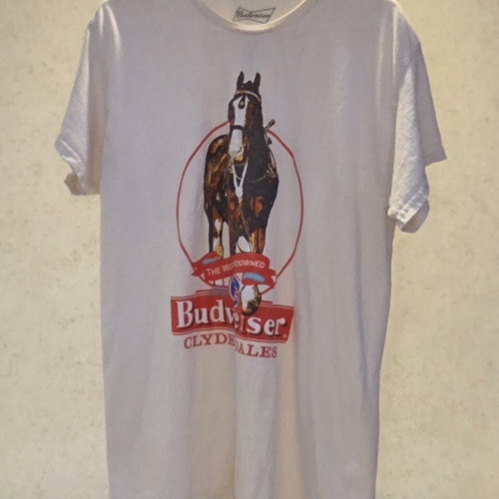 Budweiser White Graphic T-Shirt Size M